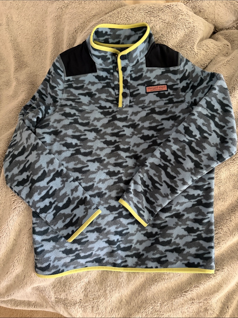 Vineyard Vines Blue Camo Fleece Pullover with Neon Trim